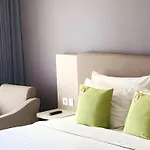 Hotel Dafam Pacific Caesar Surabaya
